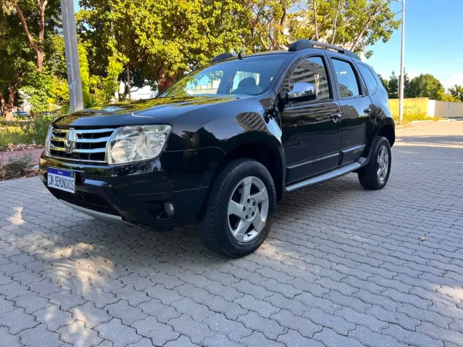 Renault Duster Dynamique 2.0 Hi-flex 16V Aut. 2013