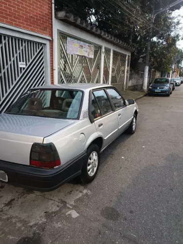 Chevrolet Monza GL 1.8 Efi/ SL/ L/ 650/barc. 2e4p (álcool) 1992