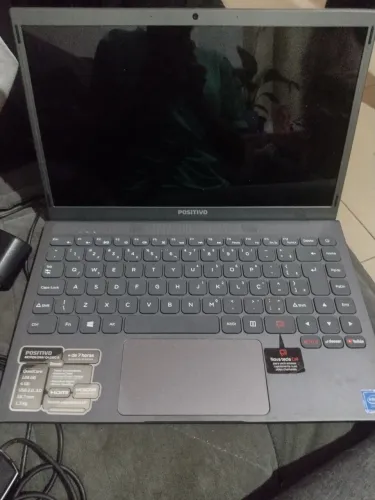 Vende-se notebook 1500