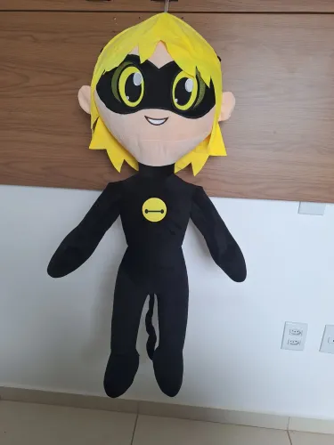 Pelúcia Gigante Cat Noir