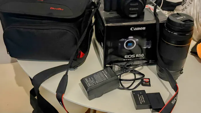 Câmera cânon R50