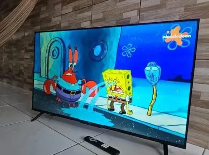 TV SMART NOVINHA BEM FININHA SEM BORDAS LINDA ACEITO CARTÃO
