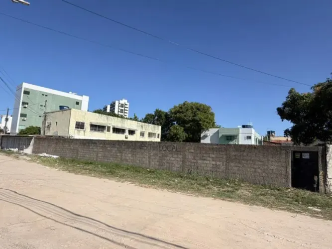 Terreno - Bairro IMBIRIBEIRA