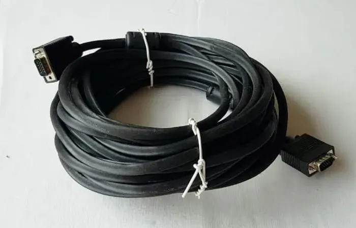 Cabo VGA x VGA Longo (10 Metros) - Para Monitor de Computador e Outros - Usado Funcionando