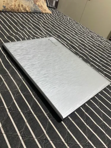 Notebook Lenovo com placa de Vídeo ?