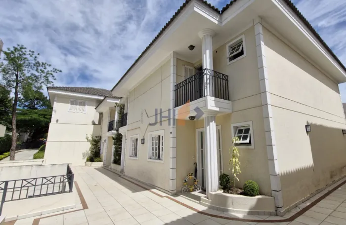 Casa em Condomínio à Venda no Parque São Domingos 3 Suítes | 148m² | 4 Vagas