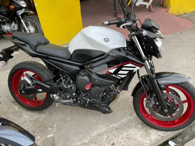 XJ6