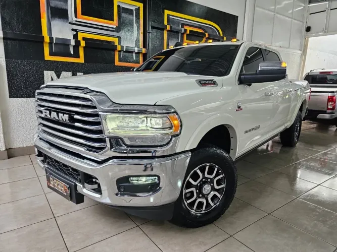Ram 3500 Limited Longhorn 6.7 TB CD Diesel 2022