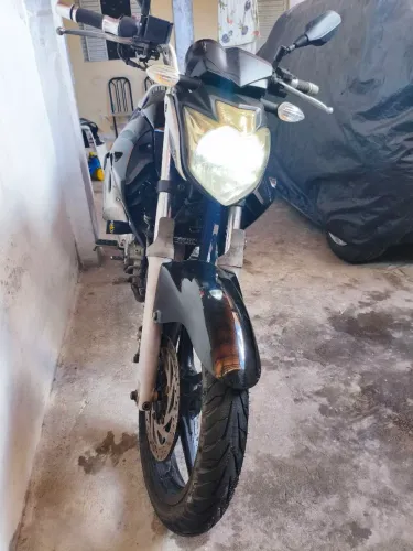 Fazer 250