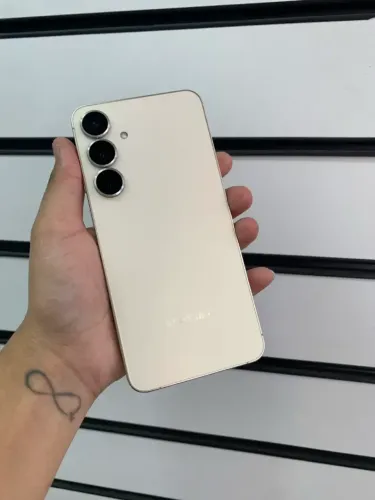 Samsung Galaxy S24 Plus 256gb Muito Novo Na Caixa com Nota Fiscal! Parcelo no Cartão