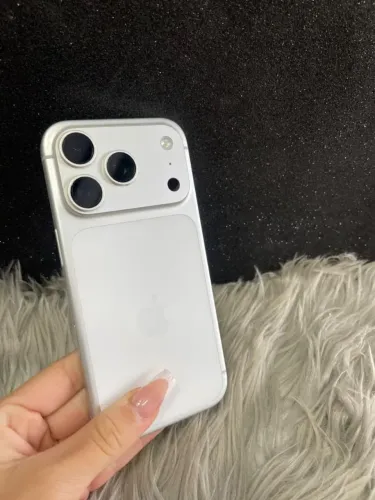 IPHONE 17 PRO BRANCO 256GH 