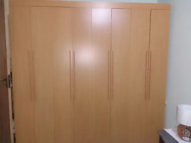 Guarda roupa seminovo