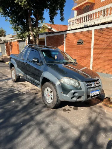 Fiat Strada Adventure 1.8/ 1.8 Locker Flex CE 2011