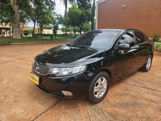 Kia Motors Cerato 1.6 16V Mec. 2012