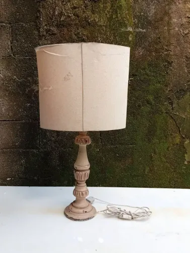 abajur antigo entalhado luminária de mesa