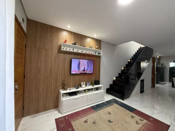 Sobrado Alto Padrão na Vila Carrão | 3 Dormitórios (1Suíte), Espaço Gourmet e 4 Vagas