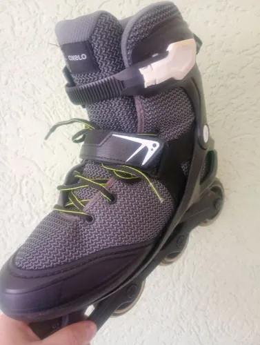 PATINS masculino tamanho 40 e equipamentos de proteção