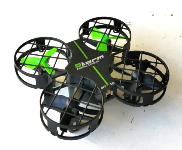 PARA MANUTENÇÃO - Brinquedo Mini Drone Storm Aerial (Havan Toys) - Faltam 2 Hélices 