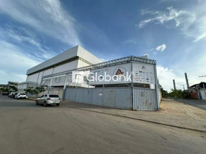 Galpão para Aluguel Bairro dos Mangues (Próximo ao Maracanã), Montes Claros/MG, 1.500 m²