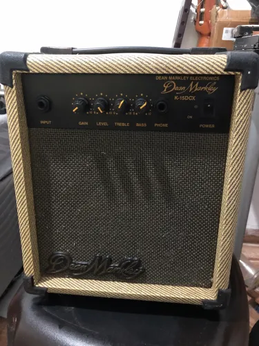 Caixa amplificada Dean Markley pra guitarra 