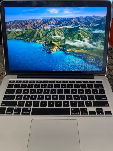MAC BOOK Pro 