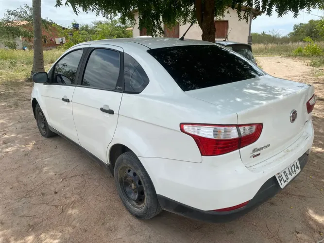 Fiat Grand Siena Attractive 1.0 Flex 8V 4P 2018