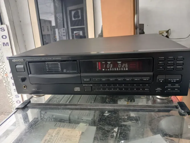 Toca CD Kenwood 6+1 Disc MP-M6650