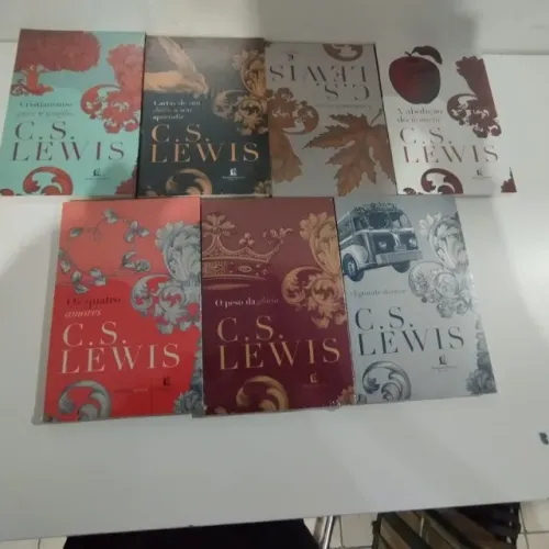 Combo 7 livros capa brochura C S Lewis