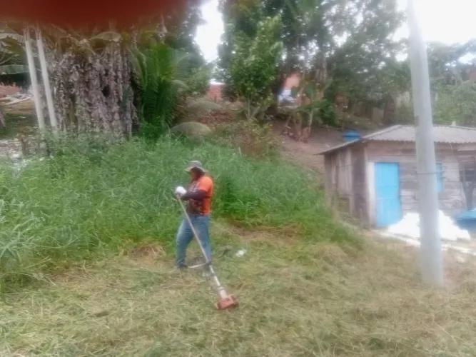 Vendo um terreno parcelado! OU troco por carro no valor do terreno 