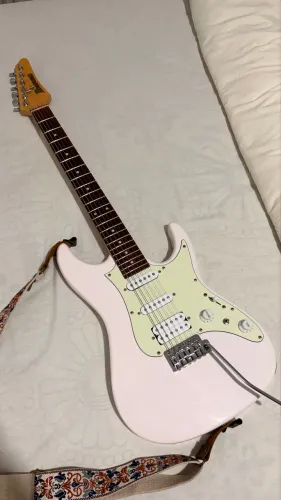 Ibanez Strato AZES40