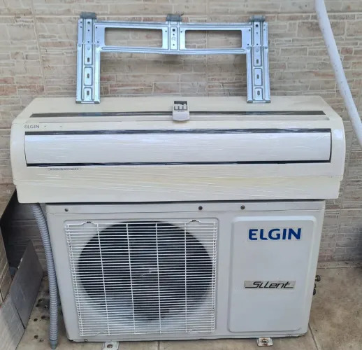 Ar condicionado split ELGIN 18BTU/220V controle e suporte gás R410 recolhido higienizado