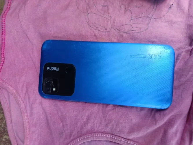 Vendo celular redmi 10A 128gb