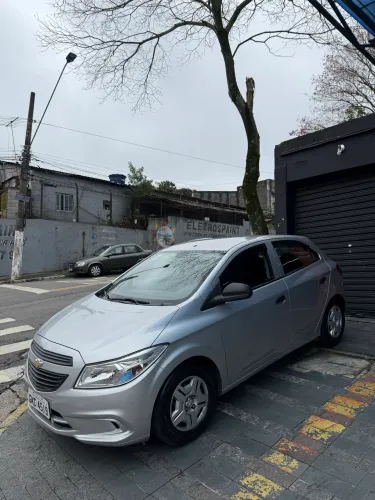 Chevrolet Onix JOY Hatch 1.0 8V Flex Mec. 4P 2018