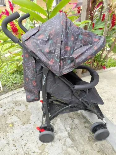 Carrinho de bebe, Voyage Pipa, tipo guarda chuva.