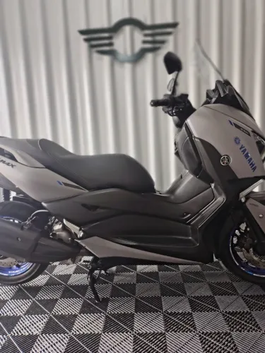 XMAX 250 ESTADO DE NOVA