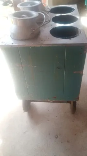 Vendo carrinho para caldos / mingal ou sopa