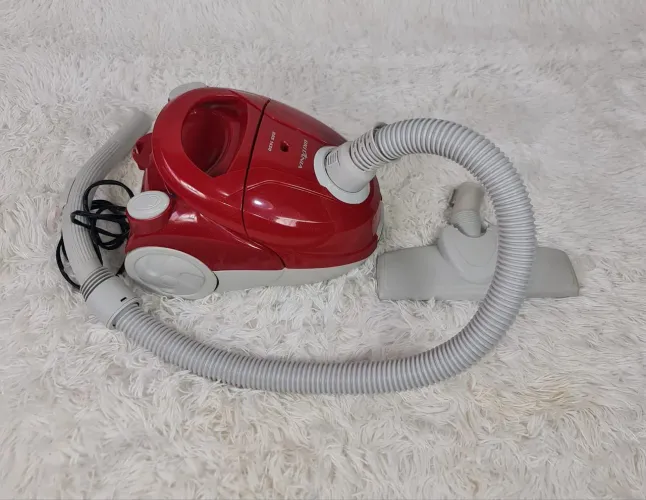 Aspirador de Pó Britânia Semi-novo por Apenas R$195,00