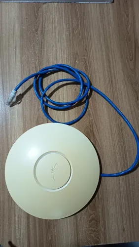 Roteador de longo alcance Unifi Ubiquiti, distribuição de wi-fi em até 122m (empresa/casa)