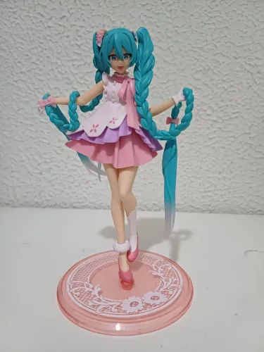 Hatsune Miku com Tranças