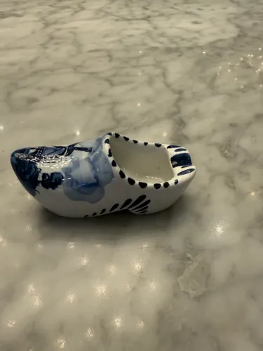 Tamanco Holandês Decorativo em Porcelana Delft Azul e Branco