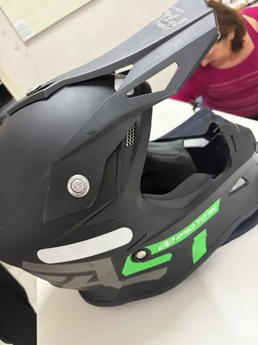 Capacete de trilha Pro Tork