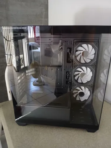 Gabinete gamer com 3 fans argb