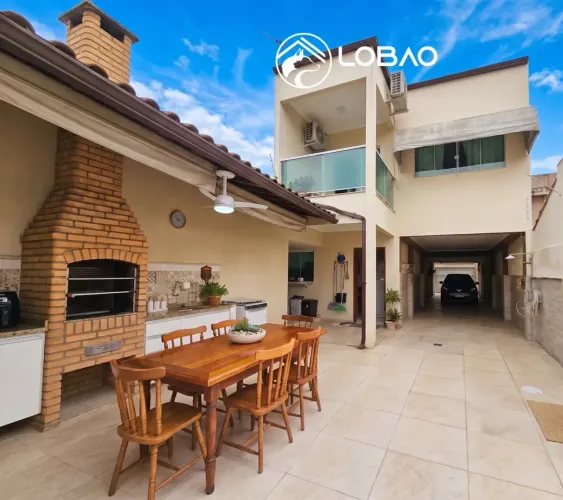 Casa com churrasqueira à venda no Montese em Resende RJ