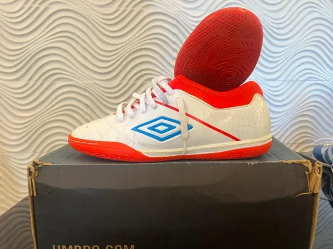 Tênis Futsal Kelme + Umbro | Seminovos | Excelente Estado