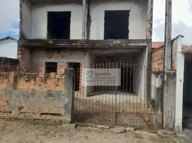 Casa em Cachoeira Paulista. Vila Carmem.
