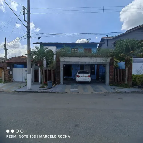 Sobrado para aluguel com 240 metros quadrados com 3 quartos em Parque Paulistano - Cotia -