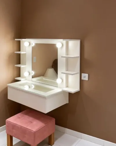 Camarim Melissa /Na compra você ganha uma banqueta de brinde