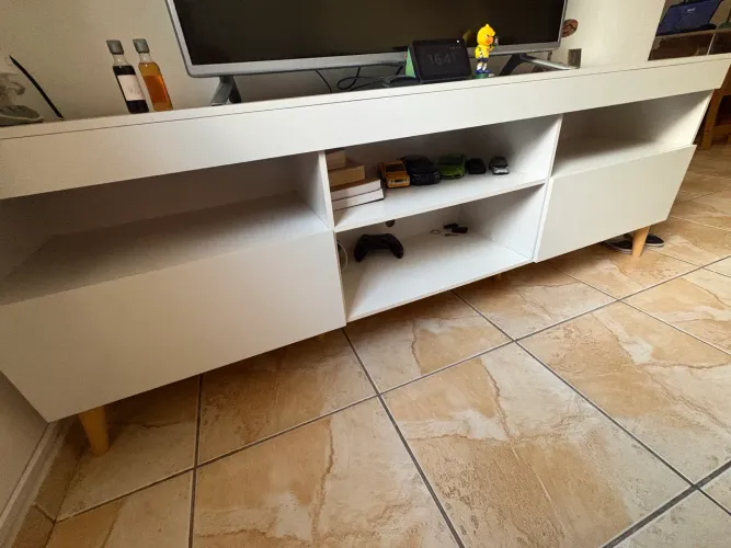 Rack com Painel para TV até 65 e Pés Retrô Flórida Multimóveis Branco Natural