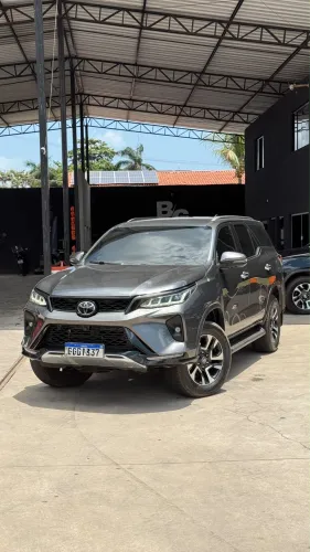 Toyota Hilux SW4 Diamond 2.8 TB 4X4 Die. Aut. 2022