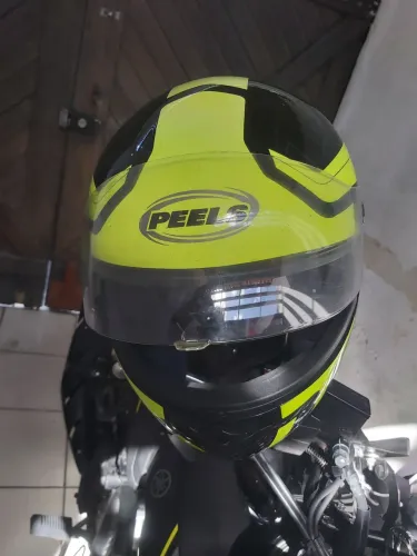 Capacete